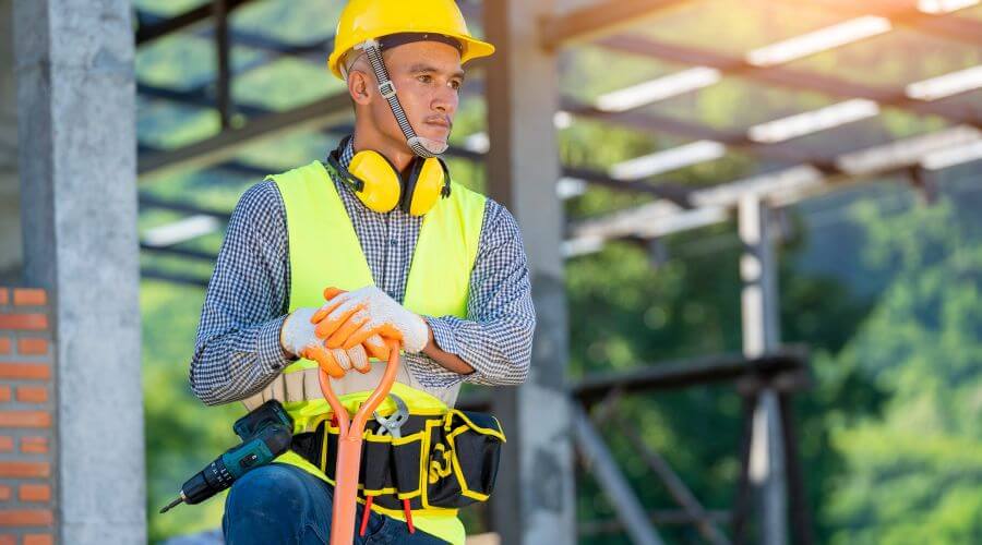 Professional gutter cleaning in Leipsic, OH